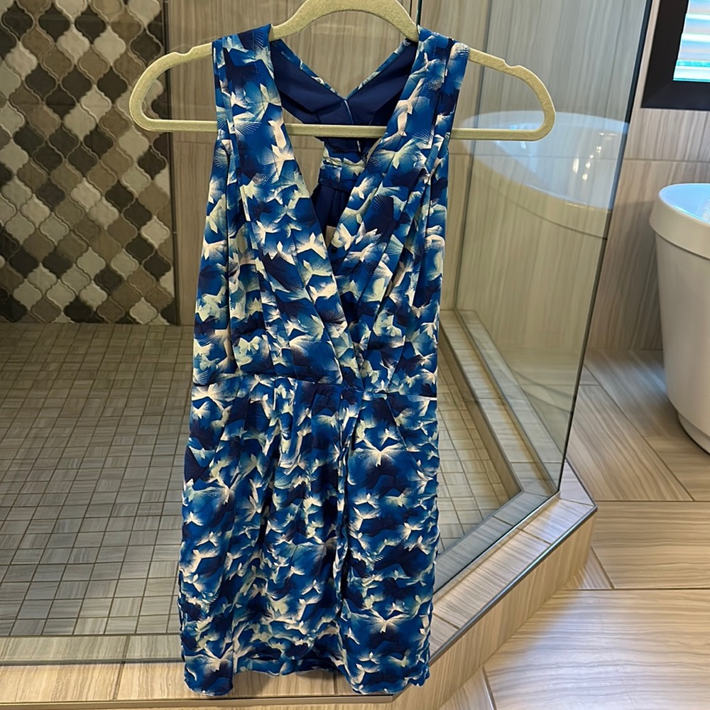 Beautiful blue dress with pockets! 👗👗👗